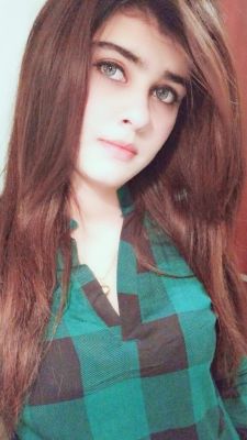 Lots of kissing and cuddling with Beirut asian escort Chantal