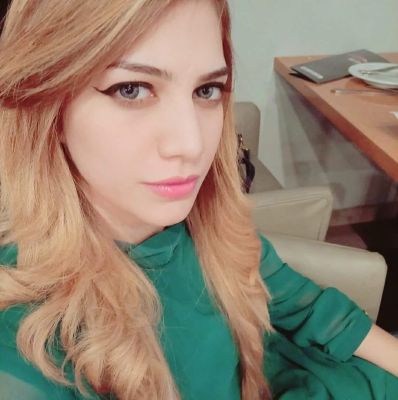 Blonde escort Anne is a star of Beirut for oral sex