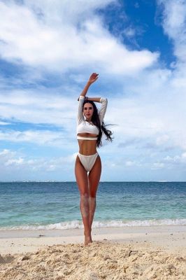 Sex with independent escort Ariana (29 years old, Beirut)