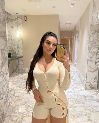 Latin escort Colette in Beirut, LBP 500 per hour
