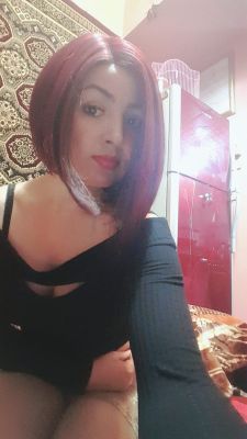 Mature escorts of lebanon does a BJ for LBP 500