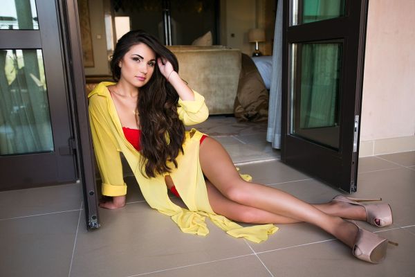 Escort girl Jolana (Beirut, 24 y.o)