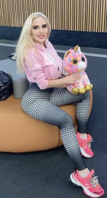 See profile of a cute girl lesbian Tania, 29 y.o