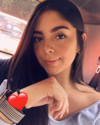 Lesbian call girl Mildred is waiting for ladies