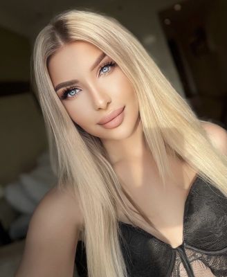 One of the most beautiful call girls in Beirut: Elisa, 151 cm, 42 kg