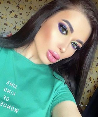 Paisley — prostitute for high class service in Beirut 