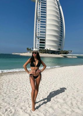 A call girl Yolanda in Beirut for LBP 250