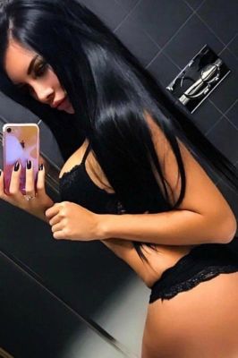 Call girl in Beirut: Parisa available 24 7