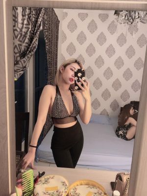 24 hour escort Sable in Beirut is waiting for a call