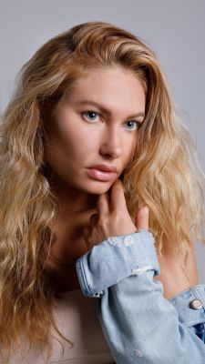 Night with dominatrix escort Mackenzie, +961795014469