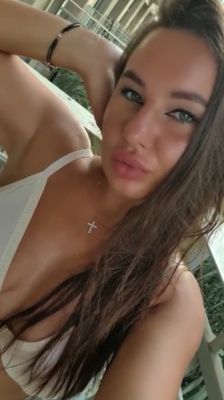 Professional escort from lesbian hooker Noelle
