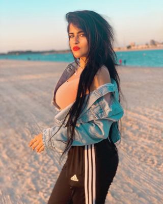 Gabriella available on hooker boards