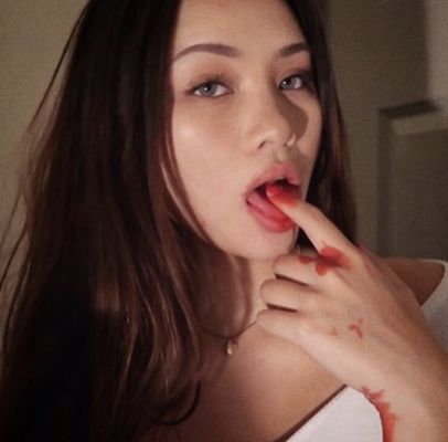 Sweet Beirut black slut (weight: 72 kg, height 174 cm)