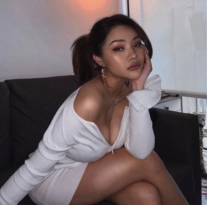 See sexy photos of whore Miriam on escort listings