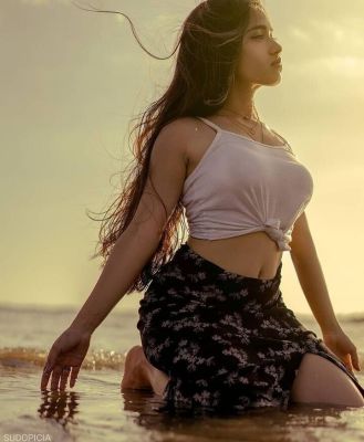 Asian prostitute on sexbeirut.club with sexy photos