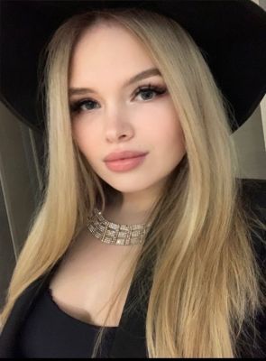 Beautiful escort elite girl Jessica will be your perfect company in lebanon