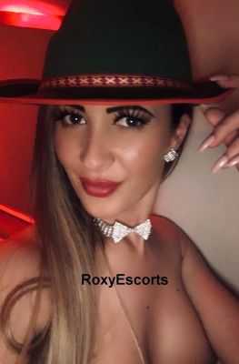 Escort Services — Vika, 32 y.o