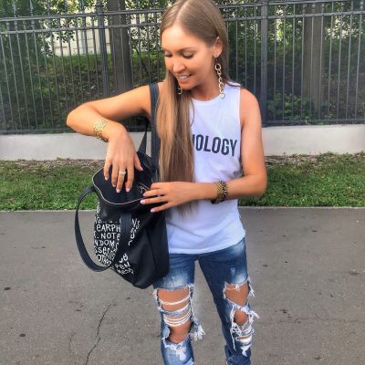 21 y.o escort for bdsm session