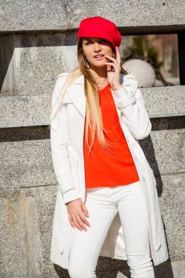 One of the sexiest babes of Beirut - Mary Kate will be yours for LBP 200