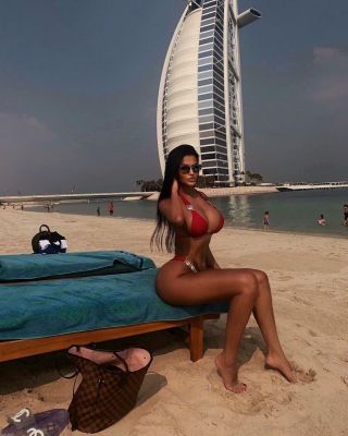Fetish escort in Beirut meets her clients 24 7