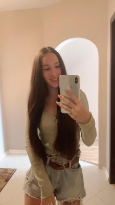 Book Bobbie from cheap Beirut escorts agency