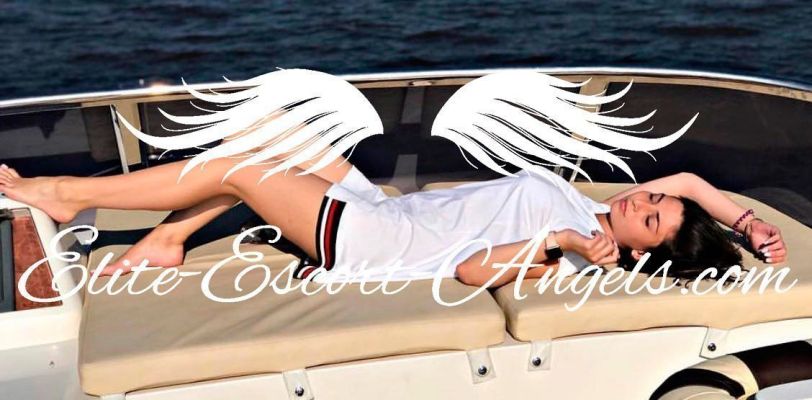 Book an escort as your female companion in Beirut 