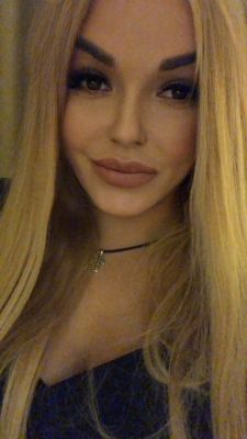 Sexy Beirut girl Marjorie is ready for sex