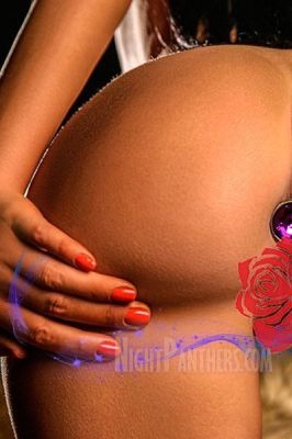 Sexy escort - independent Beirut girl Nieves, 76 kg, 177 cm 