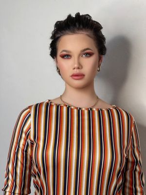 Elite model from Beirut: Hilda with photos and reviews
