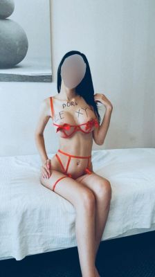 Professional adult service from Adrienne, 175 cm, 73 kg