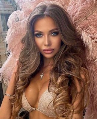 Chandra invites for incall massage in Beirut