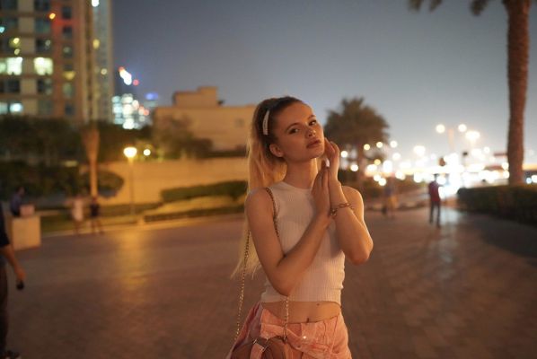 Book an escort as your female companion in Beirut 