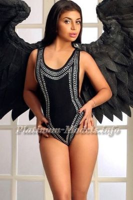 Beirut female escort can suck for 400