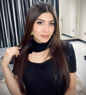 Cheap outcall escort Valentia will visit you in Beirut for sex