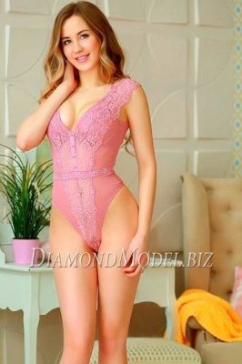 One of the hottest babes and escorts on sexbeirut.club - Leora, 22 years old