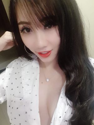Enjoy BDSM massage from hot Violina in lebanon