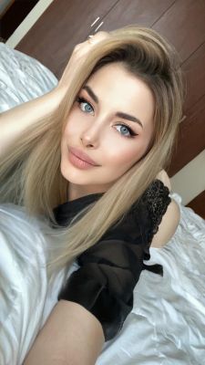 Fetish escort in Beirut meets her clients 24 7