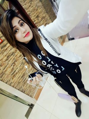Book your lesbian date, tel. +961797079772