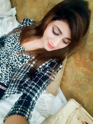 Beirut escort girl Nieve available for hot sex