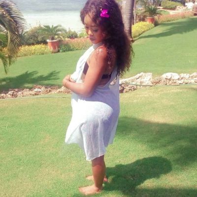 Rosie, age: 30 height: 174, weight: 71
