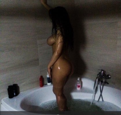 One of the best arab escorts in Beirut: Makinsey, phone number +961815297366
