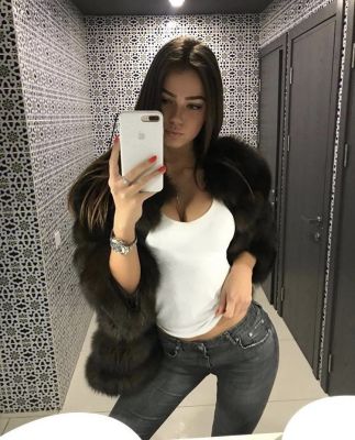 Lots of kissing and cuddling with Beirut asian escort Andrea