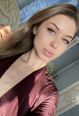 Escort Peggy in Beirut for massage