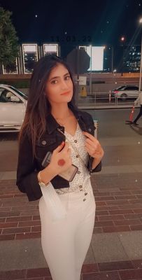 Nicole, 26, Beirut, 