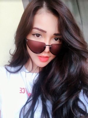 Cheap incall escort invites you to her place in lebanon