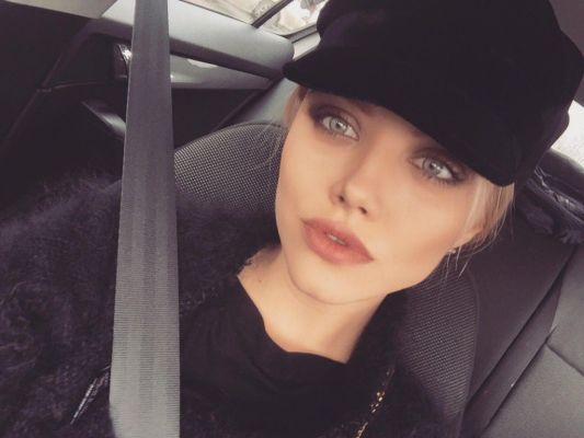 25 y.o escort for bdsm session