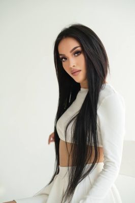Escort babe Drew in Beirut