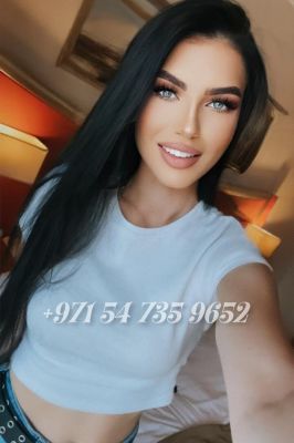 Escort top model girl Sarah (weight 44 kg, height 153 cm)