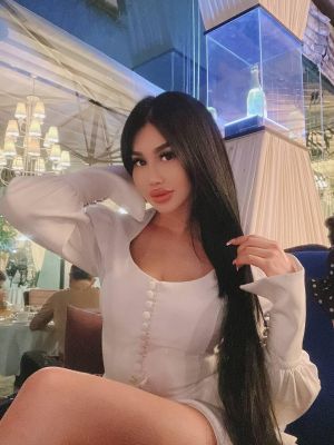 Fetish escort in Beirut meets her clients 24 7
