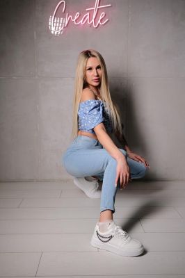 Night with lebanon escort model Mary (classic, oral sex)